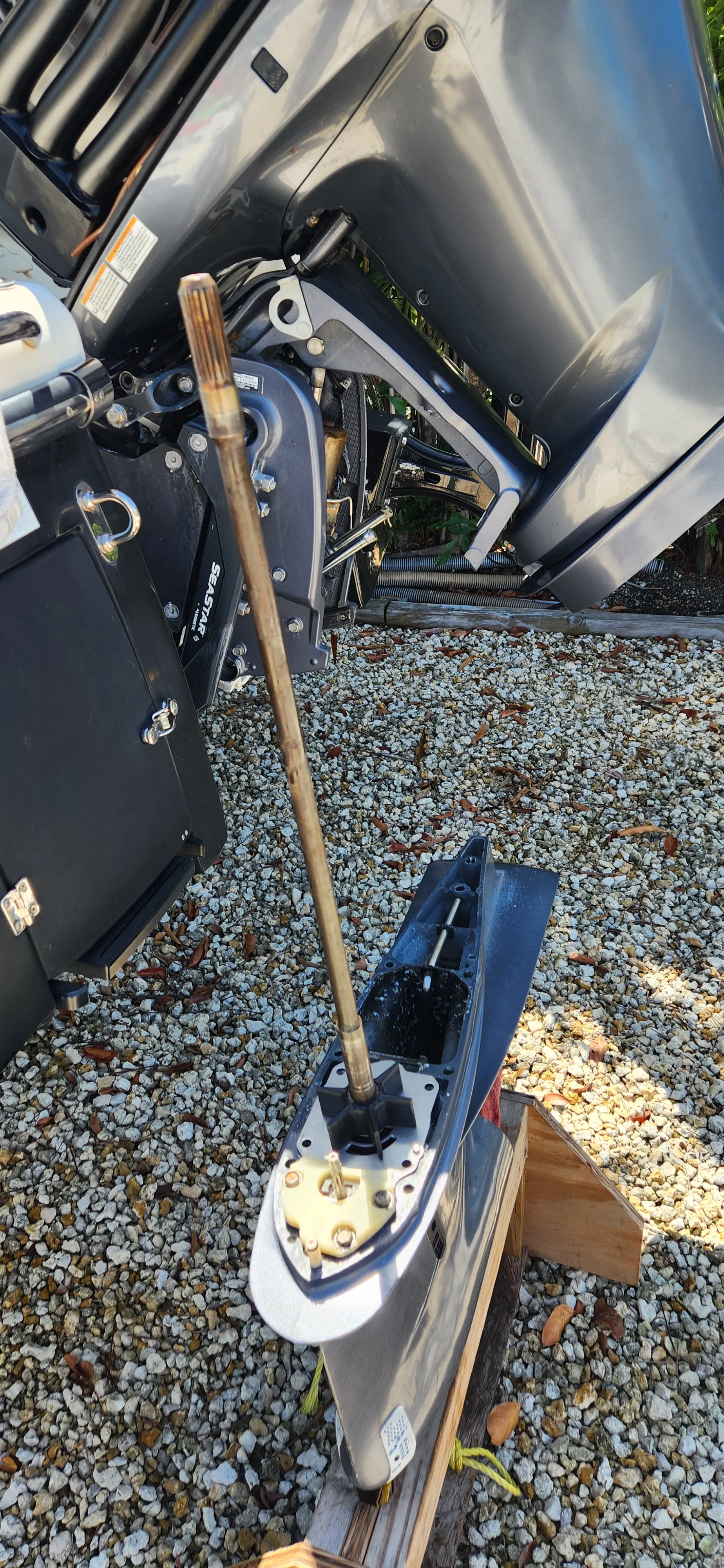 Outboard Lower Unit Service - Gearcase R&R